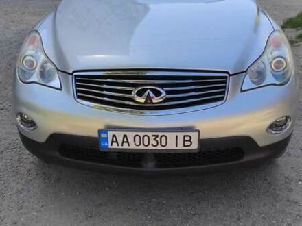 Инфинити EX 37 2013 в Николаеве на Automoto.ua Серый Инфинити EX 37, объемом двигателя 3.7 л и пробегом 120 тыс. км за 13500 $, фото 1 на Automoto.ua