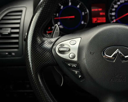 Белый Инфинити FX 30, объемом двигателя 3 л и пробегом 175 тыс. км за 15200 $, фото 45 на Automoto.ua