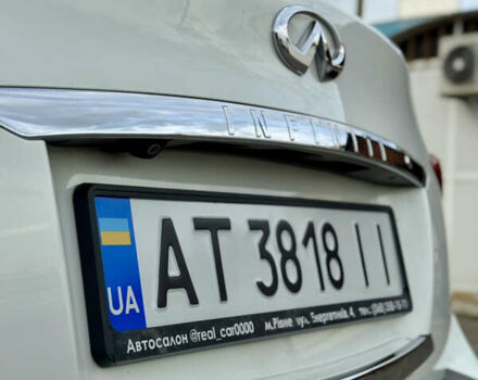 Белый Инфинити FX 30, объемом двигателя 3 л и пробегом 175 тыс. км за 15200 $, фото 27 на Automoto.ua