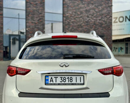 Белый Инфинити FX 30, объемом двигателя 3 л и пробегом 175 тыс. км за 15200 $, фото 22 на Automoto.ua