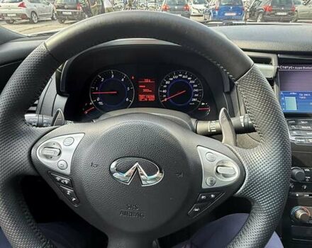 Белый Инфинити FX 30, объемом двигателя 3 л и пробегом 145 тыс. км за 17000 $, фото 24 на Automoto.ua