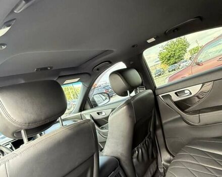 Белый Инфинити FX 30, объемом двигателя 3 л и пробегом 145 тыс. км за 17000 $, фото 14 на Automoto.ua