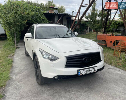 Белый Инфинити FX 30, объемом двигателя 3 л и пробегом 212 тыс. км за 16500 $, фото 6 на Automoto.ua