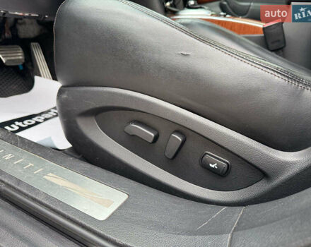 Белый Инфинити FX 30, объемом двигателя 3 л и пробегом 207 тыс. км за 13990 $, фото 15 на Automoto.ua