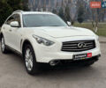 Белый Инфинити FX 30, объемом двигателя 3 л и пробегом 207 тыс. км за 13990 $, фото 1 на Automoto.ua