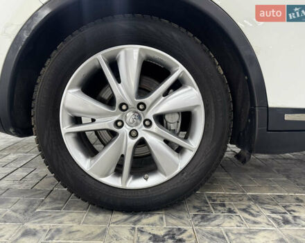 Белый Инфинити FX 30, объемом двигателя 2.99 л и пробегом 116 тыс. км за 18500 $, фото 19 на Automoto.ua