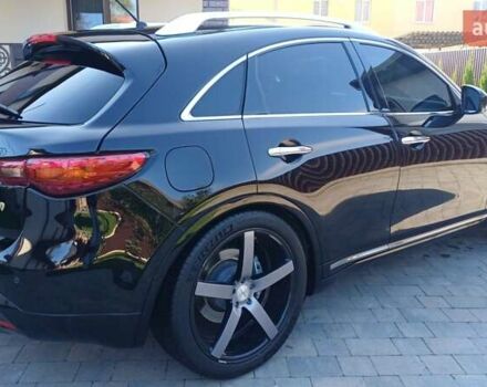 Черный Инфинити FX 30, объемом двигателя 3 л и пробегом 199 тыс. км за 16350 $, фото 3 на Automoto.ua