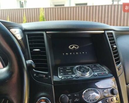 Черный Инфинити FX 30, объемом двигателя 3 л и пробегом 199 тыс. км за 16350 $, фото 73 на Automoto.ua