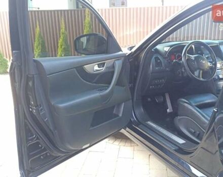 Черный Инфинити FX 30, объемом двигателя 3 л и пробегом 199 тыс. км за 16350 $, фото 36 на Automoto.ua