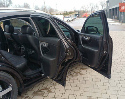 Черный Инфинити FX 30, объемом двигателя 3 л и пробегом 199 тыс. км за 14999 $, фото 53 на Automoto.ua