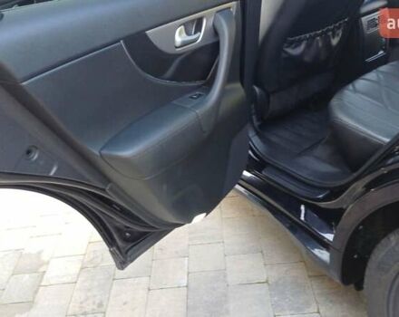 Черный Инфинити FX 30, объемом двигателя 3 л и пробегом 199 тыс. км за 16350 $, фото 37 на Automoto.ua