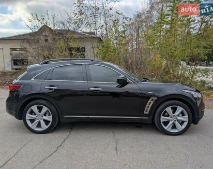 Черный Инфинити FX 30, объемом двигателя 3 л и пробегом 309 тыс. км за 14500 $, фото 5 на Automoto.ua