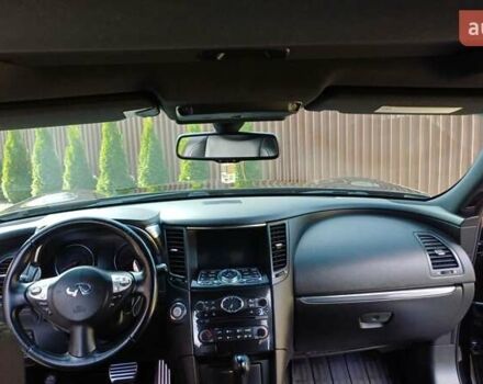 Черный Инфинити FX 30, объемом двигателя 3 л и пробегом 199 тыс. км за 16350 $, фото 69 на Automoto.ua