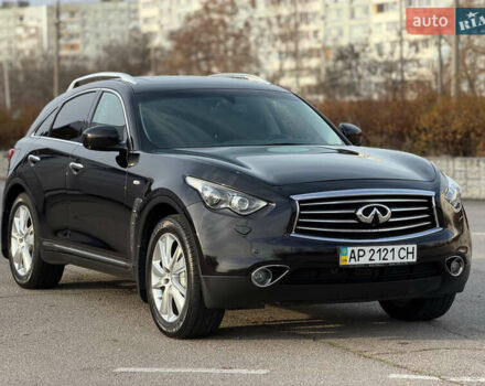 Черный Инфинити FX 30, объемом двигателя 3 л и пробегом 137 тыс. км за 17999 $, фото 12 на Automoto.ua