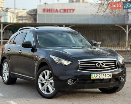 Черный Инфинити FX 30, объемом двигателя 3 л и пробегом 137 тыс. км за 17999 $, фото 2 на Automoto.ua