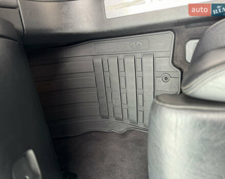 Черный Инфинити FX 30, объемом двигателя 3 л и пробегом 288 тыс. км за 15000 $, фото 27 на Automoto.ua