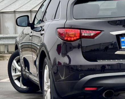 Черный Инфинити FX 30, объемом двигателя 2.99 л и пробегом 159 тыс. км за 16500 $, фото 20 на Automoto.ua