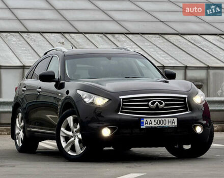 Черный Инфинити FX 30, объемом двигателя 2.99 л и пробегом 159 тыс. км за 16500 $, фото 8 на Automoto.ua