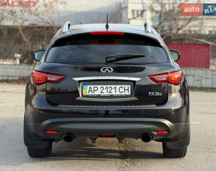 Черный Инфинити FX 30, объемом двигателя 3 л и пробегом 137 тыс. км за 17999 $, фото 9 на Automoto.ua