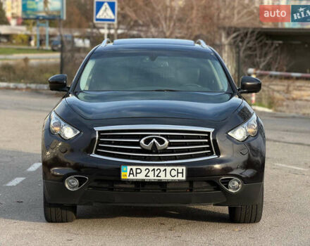 Черный Инфинити FX 30, объемом двигателя 3 л и пробегом 137 тыс. км за 17999 $, фото 5 на Automoto.ua