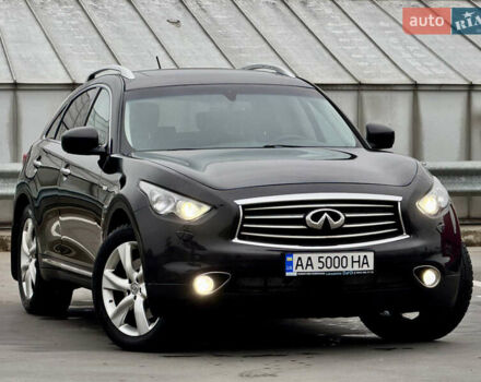 Черный Инфинити FX 30, объемом двигателя 2.99 л и пробегом 159 тыс. км за 16500 $, фото 5 на Automoto.ua