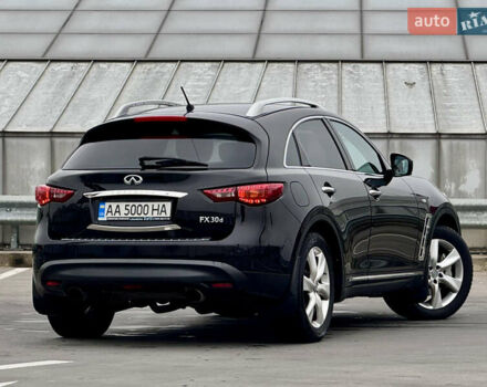 Черный Инфинити FX 30, объемом двигателя 2.99 л и пробегом 159 тыс. км за 16500 $, фото 12 на Automoto.ua
