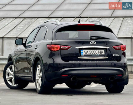 Черный Инфинити FX 30, объемом двигателя 2.99 л и пробегом 159 тыс. км за 16500 $, фото 16 на Automoto.ua
