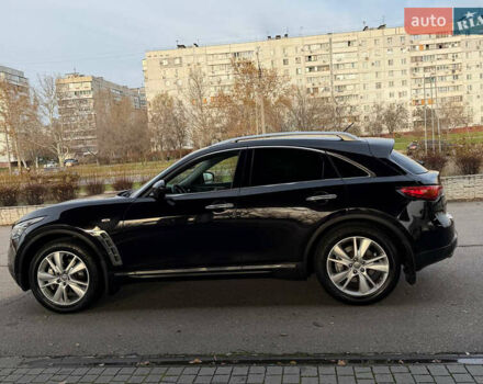 Черный Инфинити FX 30, объемом двигателя 3 л и пробегом 137 тыс. км за 17999 $, фото 17 на Automoto.ua