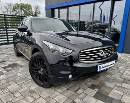 Чорний Інфініті FX 30, об'ємом двигуна 3 л та пробігом 103 тис. км за 18900 $, фото 6 на Automoto.ua