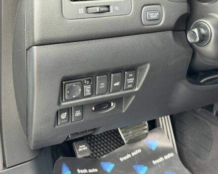 Чорний Інфініті FX 30, об'ємом двигуна 3 л та пробігом 103 тис. км за 18900 $, фото 16 на Automoto.ua