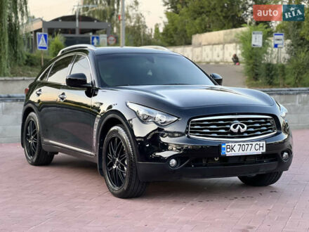 Інфініті FX 30 2011 у Рівному на Automoto.ua Чорний Інфініті FX 30, об'ємом двигуна 3 л та пробігом 103 тис. км за 19400 $, фото 1 на Automoto.ua