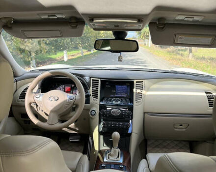 Инфинити FX 30, объемом двигателя 3 л и пробегом 230 тыс. км за 14500 $, фото 10 на Automoto.ua