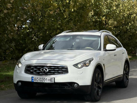 Инфинити FX 30, объемом двигателя 3 л и пробегом 230 тыс. км за 14500 $, фото 1 на Automoto.ua