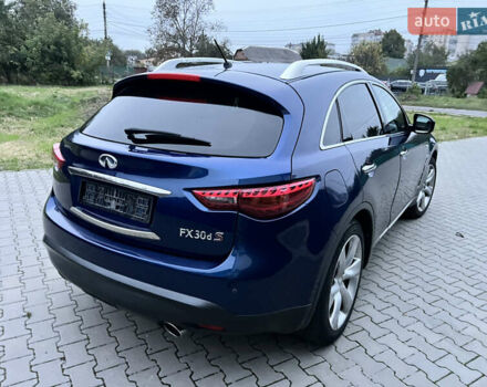 Синий Инфинити FX 30, объемом двигателя 3 л и пробегом 195 тыс. км за 15000 $, фото 9 на Automoto.ua
