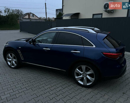 Синий Инфинити FX 30, объемом двигателя 3 л и пробегом 195 тыс. км за 15000 $, фото 18 на Automoto.ua