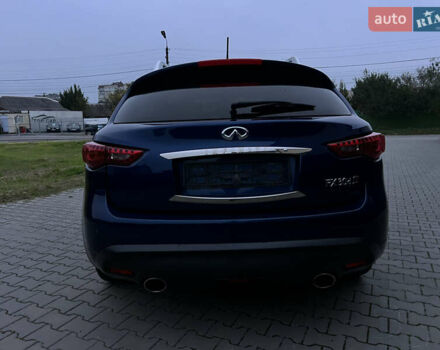 Синий Инфинити FX 30, объемом двигателя 3 л и пробегом 195 тыс. км за 15000 $, фото 24 на Automoto.ua