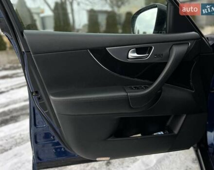 Синий Инфинити FX 30, объемом двигателя 3 л и пробегом 195 тыс. км за 15000 $, фото 31 на Automoto.ua