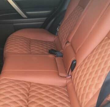 Белый Инфинити FX 35, объемом двигателя 3.5 л и пробегом 420 тыс. км за 6700 $, фото 9 на Automoto.ua