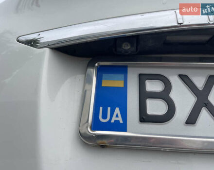 Белый Инфинити FX 35, объемом двигателя 3.5 л и пробегом 270 тыс. км за 12700 $, фото 23 на Automoto.ua