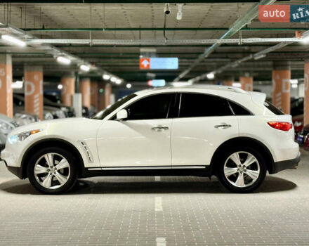 Белый Инфинити FX 35, объемом двигателя 3.5 л и пробегом 83 тыс. км за 16999 $, фото 7 на Automoto.ua
