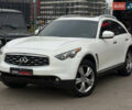 Белый Инфинити FX 35, объемом двигателя 3.5 л и пробегом 82 тыс. км за 13800 $, фото 1 на Automoto.ua