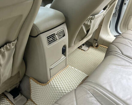 Белый Инфинити FX 35, объемом двигателя 3.5 л и пробегом 270 тыс. км за 12700 $, фото 35 на Automoto.ua