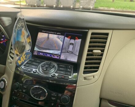 Инфинити FX 35 2010 в Харькове на Automoto.ua Белый Инфинити FX 35, объемом двигателя 3.5 л и пробегом 124 тыс. км за 329 $, фото 5 на Automoto.ua