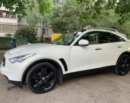 Инфинити FX 35 2010 в Харькове на Automoto.ua Белый Инфинити FX 35, объемом двигателя 3.5 л и пробегом 124 тыс. км за 329 $, фото 8 на Automoto.ua