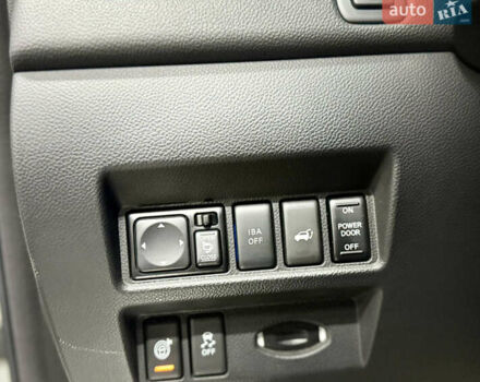 Белый Инфинити FX 35, объемом двигателя 3.5 л и пробегом 193 тыс. км за 15900 $, фото 54 на Automoto.ua