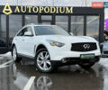 Белый Инфинити FX 35, объемом двигателя 3.5 л и пробегом 193 тыс. км за 13500 $, фото 1 на Automoto.ua