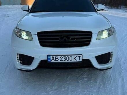 Белый Инфинити FX 35, объемом двигателя 3.5 л и пробегом 194 тыс. км за 6700 $, фото 1 на Automoto.ua