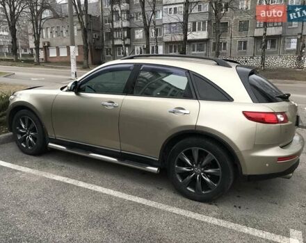 Бежевый Инфинити FX 35, объемом двигателя 3.5 л и пробегом 190 тыс. км за 7500 $, фото 2 на Automoto.ua