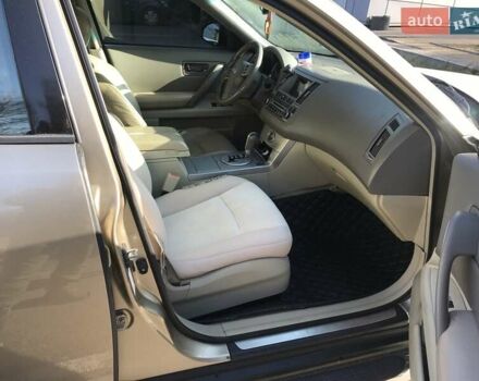 Бежевый Инфинити FX 35, объемом двигателя 3.5 л и пробегом 190 тыс. км за 7500 $, фото 9 на Automoto.ua