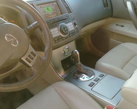 Бежевый Инфинити FX 35, объемом двигателя 3.5 л и пробегом 160 тыс. км за 10500 $, фото 6 на Automoto.ua